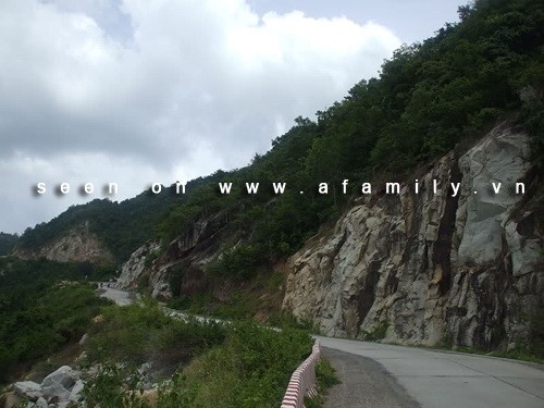 Bồng bềnh vẻ đẹp Thiên Cấm Sơn ảnh 2 Bồng bềnh vẻ đẹp Thiên Cấm Sơn ảnh 2