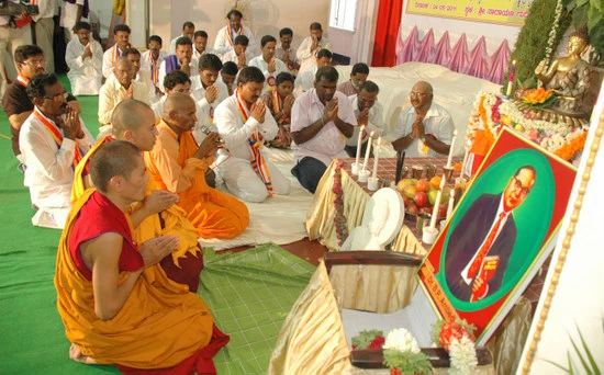 Ấn Độ: Hơn 2.000 người Dalit quy y Tam bảo nhân dịp Lễ Phật đản ảnh 10 Ấn Độ: Hơn 2.000 người Dalit quy y Tam bảo nhân dịp Lễ Phật đản ảnh 10