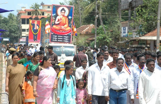 Ấn Độ: Hơn 2.000 người Dalit quy y Tam bảo nhân dịp Lễ Phật đản ảnh 1