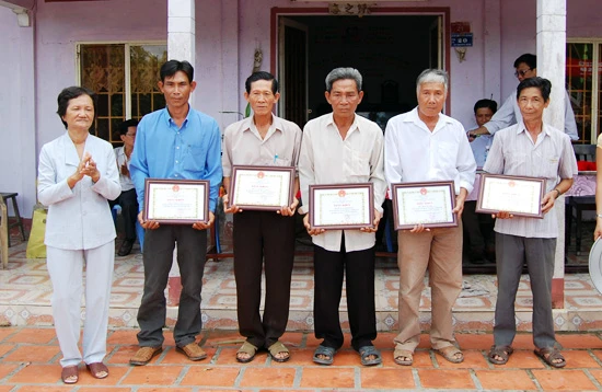 Kiên Giang: Tịnh xá Ngọc Hải bàn giao cầu bê tông ảnh 2