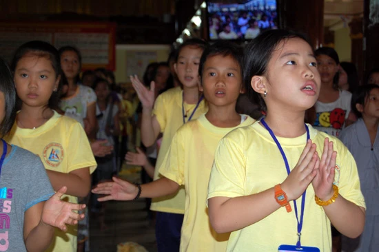 Kiên Giang: Gần 1.000 bạn trẻ đến tham dự Khóa tu mùa hè 2011 tại chùa Phật Quang ảnh 8