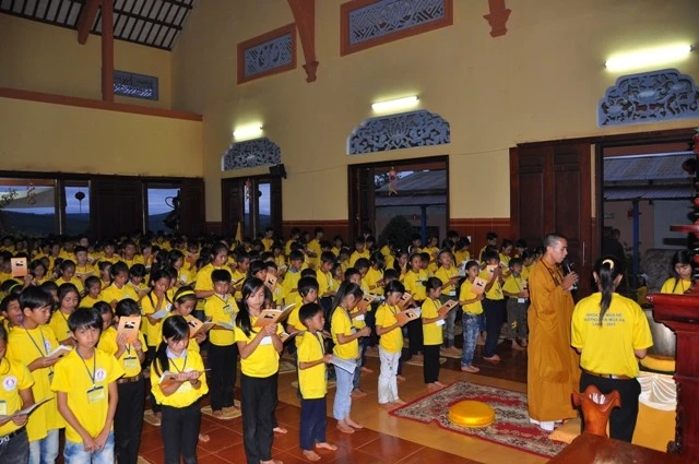 Chùm ảnh: Một ngày của khóa tu mùa hè tại chùa Hoa Khai - Đắk Nông ảnh 1