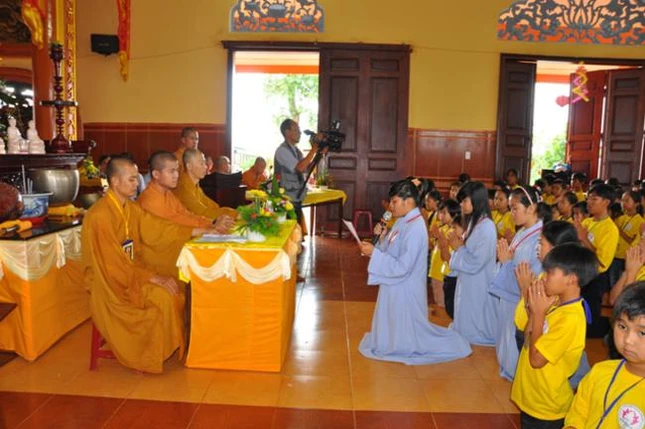 DakNông: Chùa Hoa Khai khai mạc Khóa tu mùa hè lần thứ II - 2011 ảnh 8