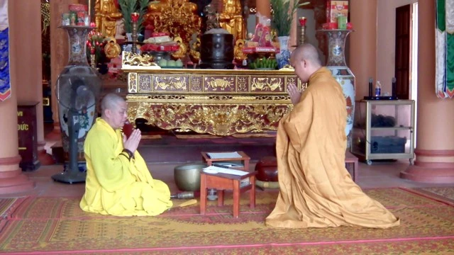 Phú Thọ: Chư Tăng Ni tác pháp an cư kiết hạ  2011 - 2555 ảnh 4