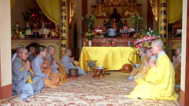 Phú Thọ: Chư Tăng Ni tác pháp an cư kiết hạ  2011 - 2555 ảnh 6