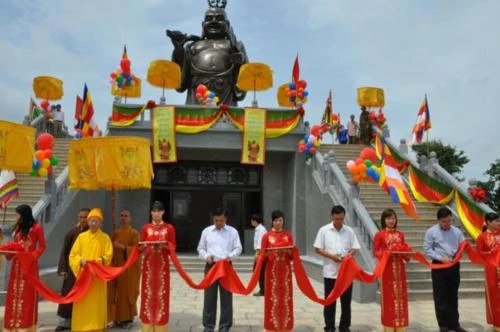 Ninh Bình: Chùa Bái Đính khánh thành tượng đài Đức Phật Di Lặc ảnh 9