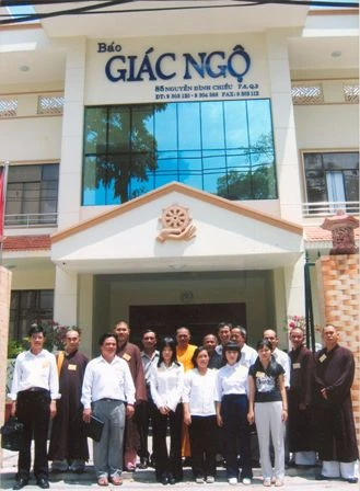 CÁC HỌC VIÊN LỚP TẬP HUẤN VIẾT BÁO NGẮN NGÀY-2006.jpg