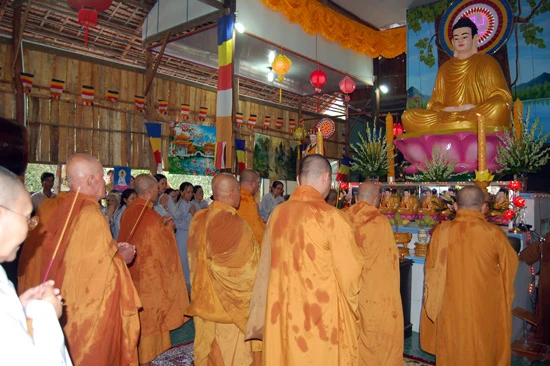 Kiên Giang: Bổ nhiệm trụ trì và an vị Phật chùa Pháp Hòa, huyện Giồng Riềng ảnh 15