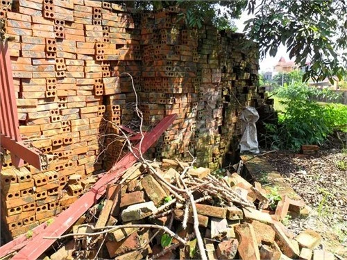 Xót xa ngôi chùa tháp cao nhất Việt Nam thành 'chùa hoang'