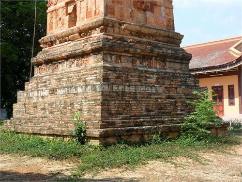 Xót xa ngôi chùa tháp cao nhất Việt Nam thành 'chùa hoang'