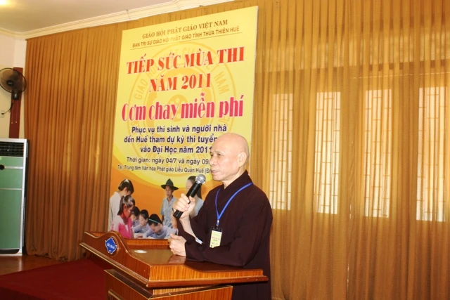 Thừa Thiên Huế: Tập huấn và lễ xuất phát "Tiếp sức mùa thi 2011" ảnh 6 Thừa Thiên Huế: Tập huấn và lễ xuất phát "Tiếp sức mùa thi 2011" ảnh 6