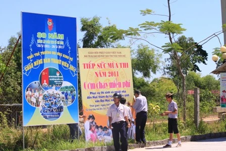 Phật giáo Huế đã sẵn sàng tiếp sức cho thí sinh kỳ thi đại học 2011 ảnh 17 Phật giáo Huế đã sẵn sàng tiếp sức cho thí sinh kỳ thi đại học 2011 ảnh 17