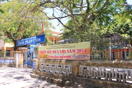 Phật giáo Huế đã sẵn sàng tiếp sức cho thí sinh kỳ thi đại học 2011 ảnh 4 Phật giáo Huế đã sẵn sàng tiếp sức cho thí sinh kỳ thi đại học 2011 ảnh 4