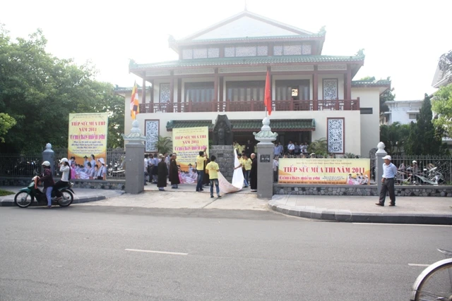 Phật giáo Huế đã sẵn sàng tiếp sức cho thí sinh kỳ thi đại học 2011 ảnh 2 Phật giáo Huế đã sẵn sàng tiếp sức cho thí sinh kỳ thi đại học 2011 ảnh 2