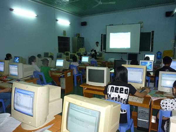 Thầy trụ trì một ngôi chùa nằm hiên, nhường phòng tốt cho học sinh nghèo (*) ảnh 1 _chua2.jpg