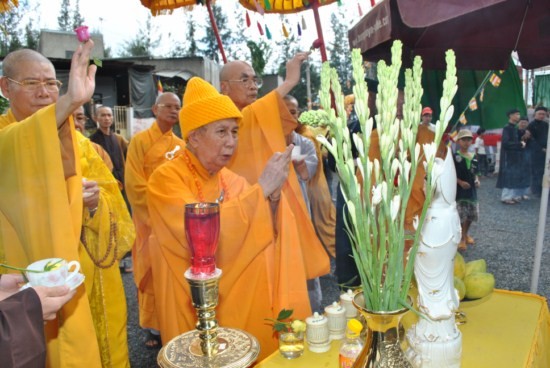 Đăk Lăk: Động thổ xây dựng trung tâm dưỡng lão đầu tiên của Phật giáo Tây Nguyên ảnh 8 wwwdt8.jpg