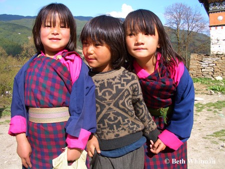 bhutan_girls.jpg
