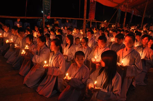 Thanh Hóa: Hơn 800 Thanh thiếu niên tham dự khóa tu Phật giáo với tuổi trẻ lần thứ III-2011 ảnh 12