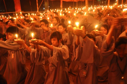 Thanh Hóa: Hơn 800 Thanh thiếu niên tham dự khóa tu Phật giáo với tuổi trẻ lần thứ III-2011 ảnh 18