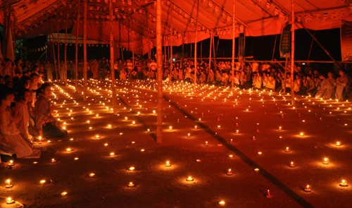 Thanh Hóa: Hơn 800 Thanh thiếu niên tham dự khóa tu Phật giáo với tuổi trẻ lần thứ III-2011 ảnh 20