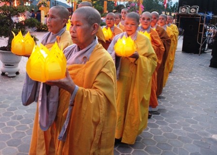 TT-Huế: Thiêng liêng Pháp hội Nhiên đăng - Lễ hội Quán Thế Âm ảnh 15