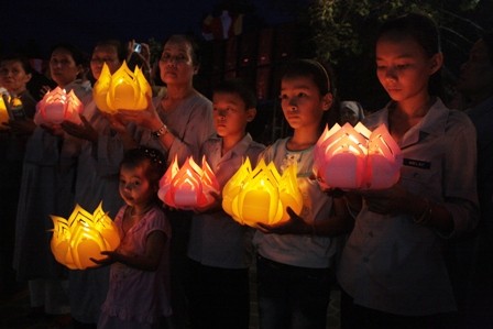 TT-Huế: Thiêng liêng Pháp hội Nhiên đăng - Lễ hội Quán Thế Âm ảnh 22