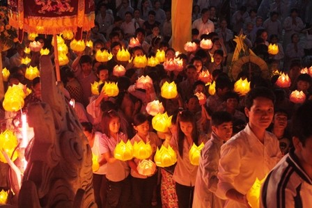 TT-Huế: Thiêng liêng Pháp hội Nhiên đăng - Lễ hội Quán Thế Âm ảnh 26