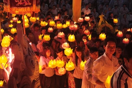 TT-Huế: Thiêng liêng Pháp hội Nhiên đăng - Lễ hội Quán Thế Âm ảnh 26