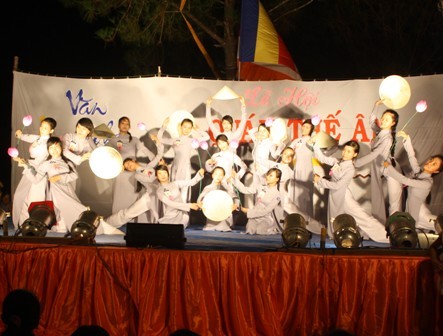 TT-Huế: Thiêng liêng Pháp hội Nhiên đăng - Lễ hội Quán Thế Âm ảnh 34