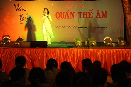 TT-Huế: Thiêng liêng Pháp hội Nhiên đăng - Lễ hội Quán Thế Âm ảnh 35