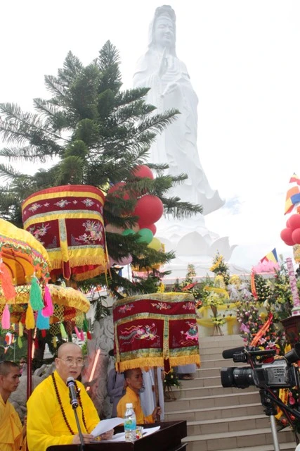 Thừa Thiên- Huế: Khai mạc lễ hội  Quán Thế Âm 19-6 ảnh 8