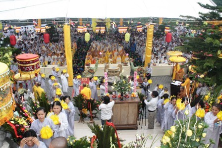 Thừa Thiên- Huế: Khai mạc lễ hội Quán Thế Âm 19-6 ảnh 12 Thừa Thiên- Huế: Khai mạc lễ hội Quán Thế Âm 19-6 ảnh 12