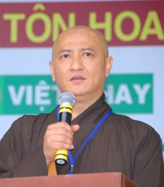 Chính thức khai mạc Hội trại Tuổi trẻ - Phật giáo lần thứ VI - năm 2011 ảnh 6 BTN_0240.JPG