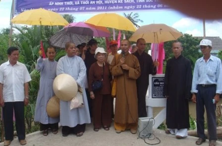 Sóc Trăng: Chùa Thiên Thới khánh thành 4 cây cầu nông thôn ảnh 12 14_952559718_jpg.jpg