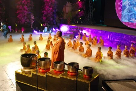 Diệu âm Hoằng Pháp ảnh 4 8HP.jpg