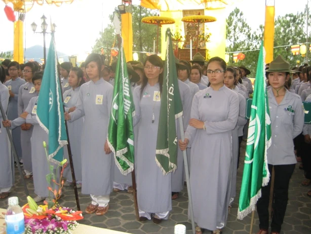 Thừa Thiên-Huế: Ban Hướng dẫn GĐPT Thừa Thiên- Huế tổ chức trại Hạnh ngành nữ năm 2011 ảnh 3
