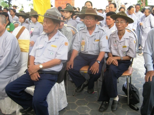 Thừa Thiên-Huế: Ban Hướng dẫn GĐPT Thừa Thiên- Huế tổ chức trại Hạnh ngành nữ năm 2011 ảnh 5