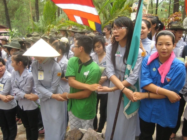 Thừa Thiên-Huế: Ban Hướng dẫn GĐPT Thừa Thiên- Huế tổ chức trại Hạnh ngành nữ năm 2011 ảnh 14