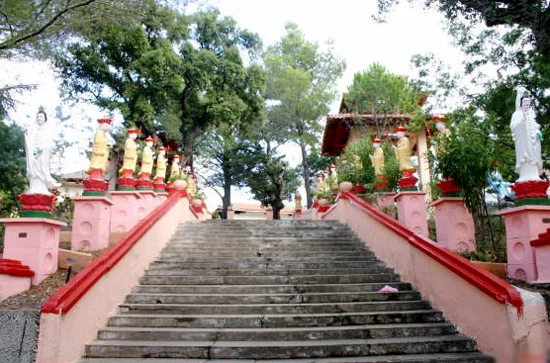 Đi lễ chùa Việt ở các nước trên thế giới (Phần 4) ảnh 1