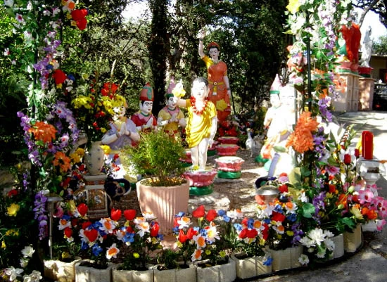 Đi lễ chùa Việt ở các nước trên thế giới (Phần 4) ảnh 5