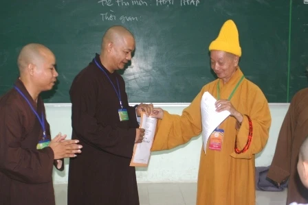 Chính thức khai mạc kỳ thi tuyển sinh cử nhân Phật học khóa IX ảnh 4 11akhai mac- vu Giang1.JPG