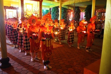 Thừa Thiên-Huế: Thuyết pháp độ linh và Vũ hội Lục cúng Hoa đăng ảnh 10