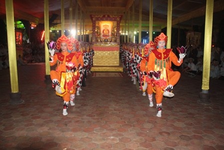 Thừa Thiên-Huế: Thuyết pháp độ linh và Vũ hội Lục cúng Hoa đăng ảnh 12