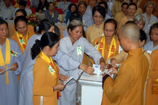 Kiên Giang: Khai mạc Lễ hội Vu lan - Tri ân & Báo hiếu - 2011 ảnh 40