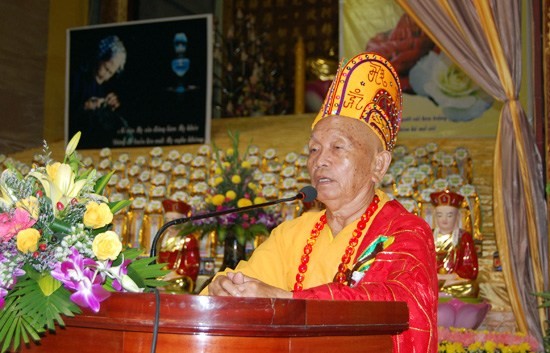 Kiên Giang: Khai mạc Lễ hội Vu lan - Tri ân & Báo hiếu - 2011 ảnh 43