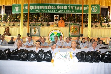 Thừa Thiên- Huế: Bế mạc Hội nghị Đại biểu Huynh trưởng GĐPT Việt Nam lần thứ 11-2011 ảnh 6 Thừa Thiên- Huế: Bế mạc Hội nghị Đại biểu Huynh trưởng GĐPT Việt Nam lần thứ 11-2011 ảnh 6