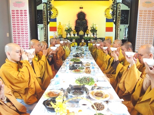 Dang y tinhnghiem.jpg