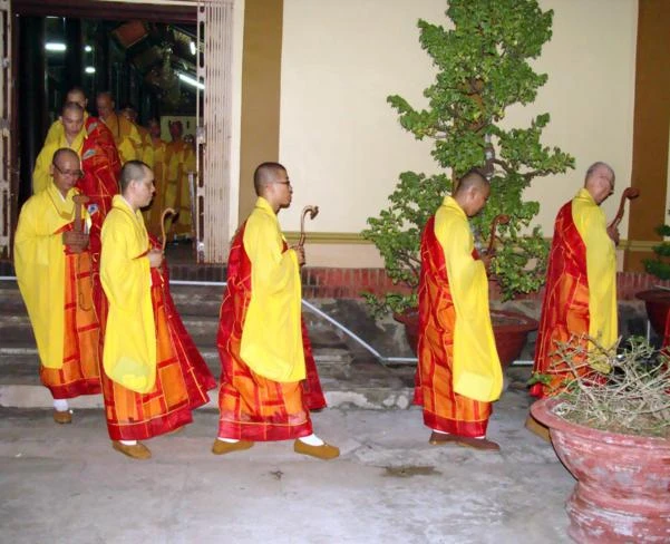 Tiền Giang: Lễ Phóng  đăng và chẩn tế tại tổ đình Vĩnh Tràng ảnh 6