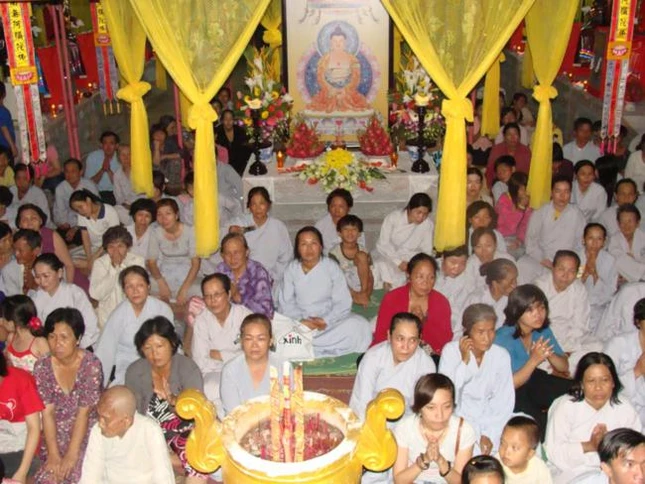 Tiền Giang: Lễ Phóng  đăng và chẩn tế tại tổ đình Vĩnh Tràng ảnh 22