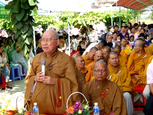 HT Thích Thiện Sanh ban đạo từ.jpg